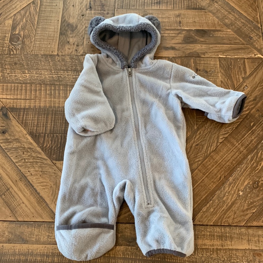 Grey Columbia fleece bunting size 3 months.
